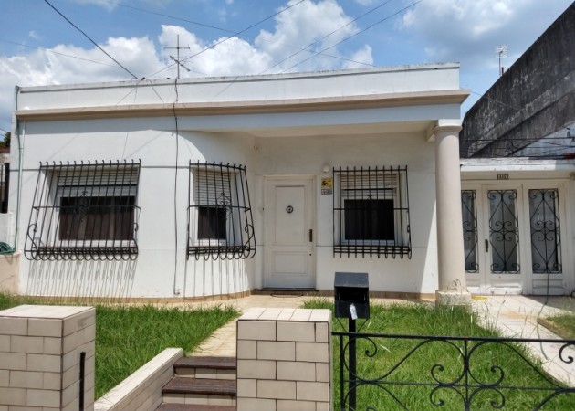 Venta casa de 3 ambientes, Villa Lugano