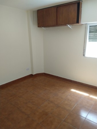 Venta departamento 3 ambientes, Parque Patricios