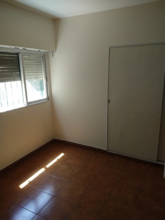 Venta departamento 3 ambientes, Parque Patricios