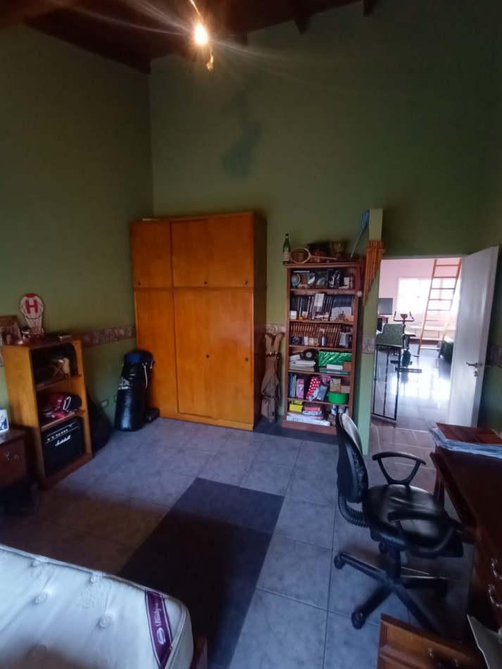 Venta Excelente Casa de 6 ambientes, Villa Lugano, CABA