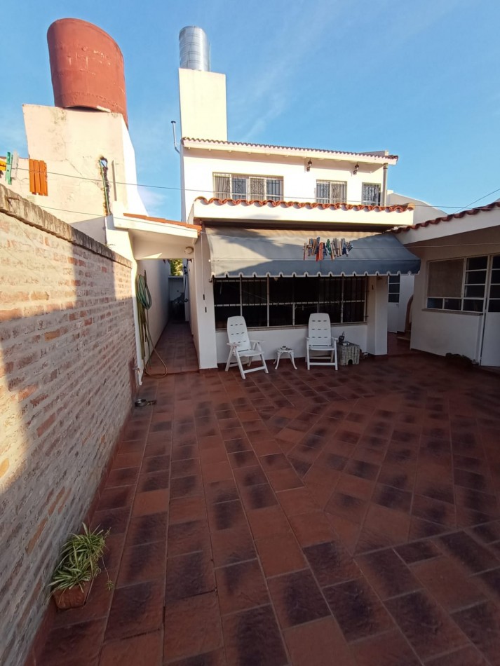 Venta Excelente Casa de 6 ambientes, Villa Lugano, CABA