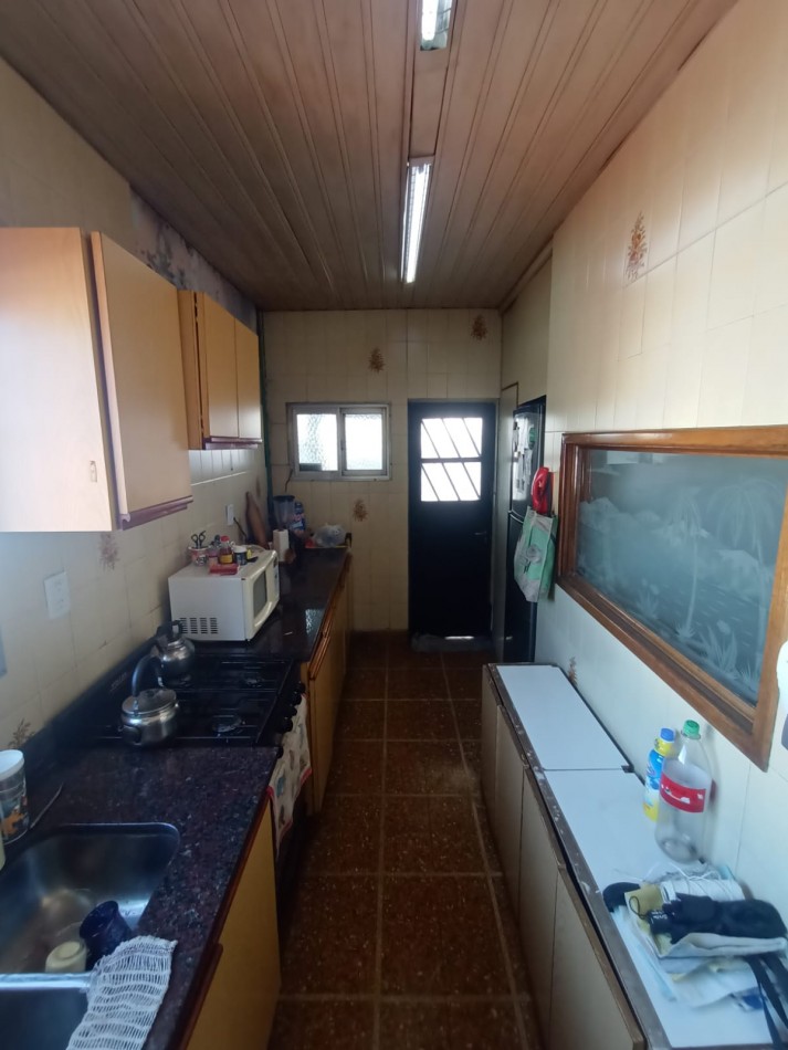 Venta amplio PH de 3 ambientes en 1er piso, Villa Lugano