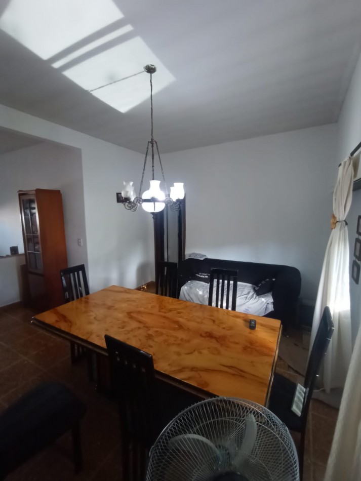 Venta amplio PH de 3 ambientes en 1er piso, Villa Lugano