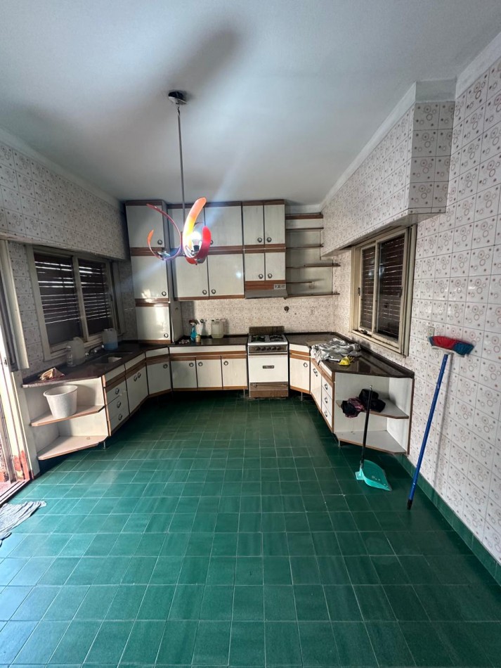 Venta casa subdividida en 2 PH, Villa Lugano