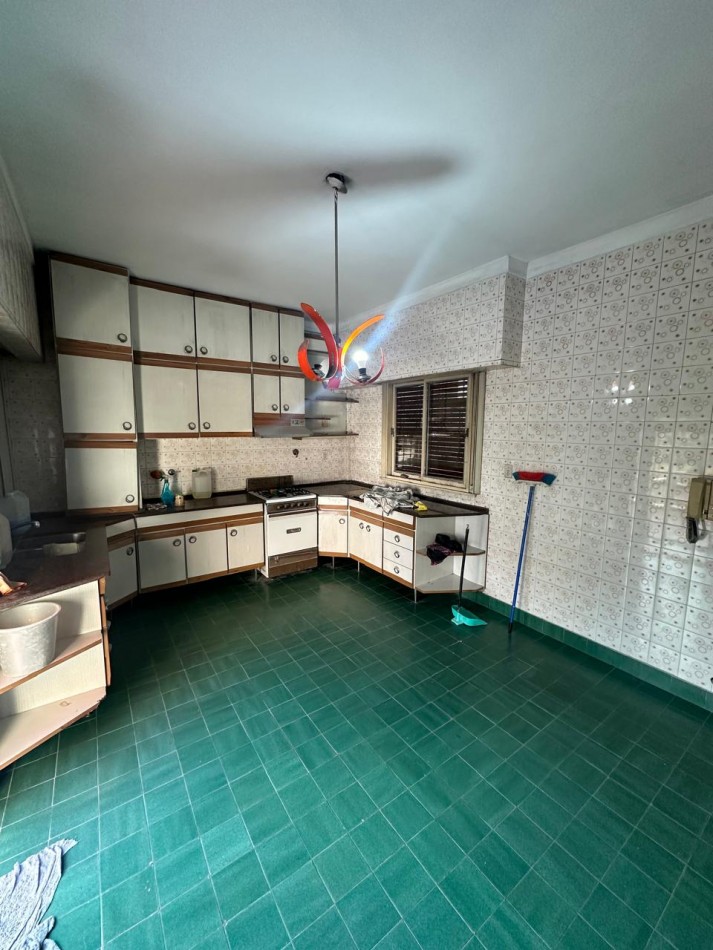 Venta casa subdividida en 2 PH, Villa Lugano