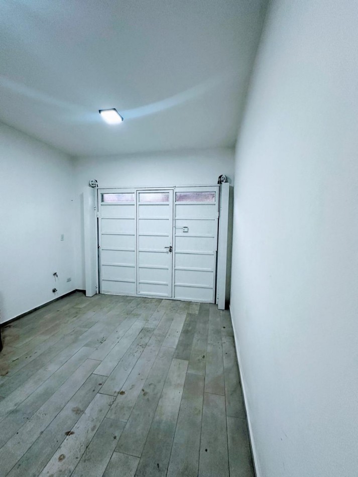 Venta PH 3 ambientes c/ cochera. Villa Lugano. Se acepta permuta en parte de Pago