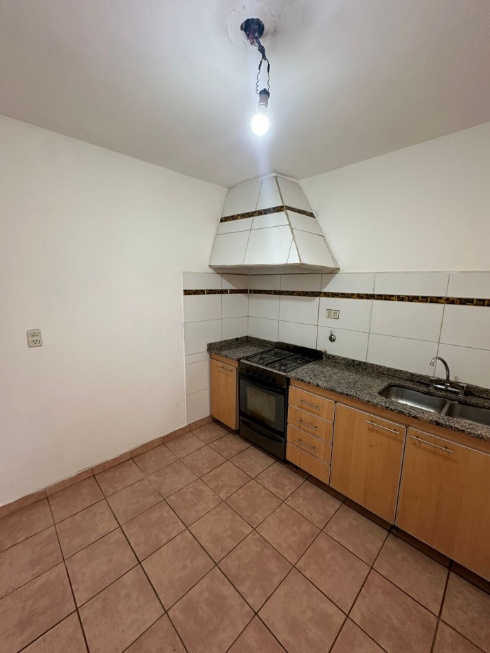 Venta PH de 3 ambientes mas quincho, Villa Lugano