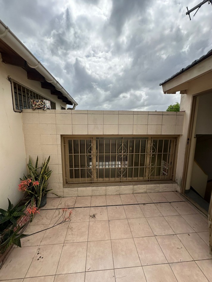 Venta PH de 3 ambientes mas quincho, Villa Lugano