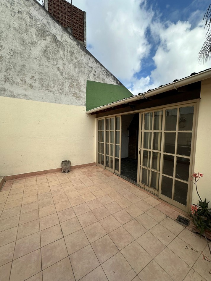 Venta PH de 3 ambientes mas quincho, Villa Lugano