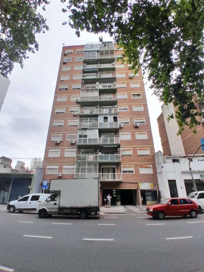 Alquiler departamento 4 ambientes, Floresta