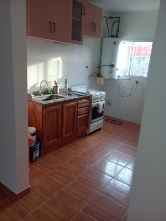 Alquiler Casa 4 Ambientes con amplio patio y 2 baños en Ezeiza