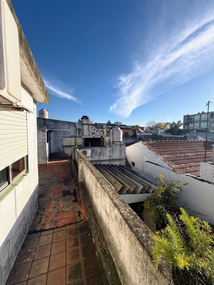 Venta PH de 4 ambientes c/ patio y terraza, Villa Lugano