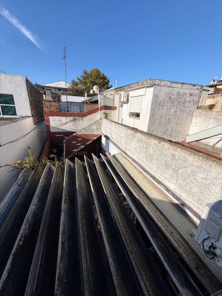Venta PH de 4 ambientes c/ patio y terraza, Villa Lugano