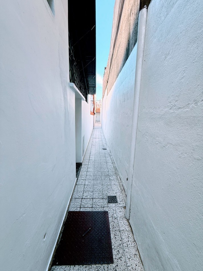 Venta PH de 4 ambientes c/ patio y terraza, Villa Lugano
