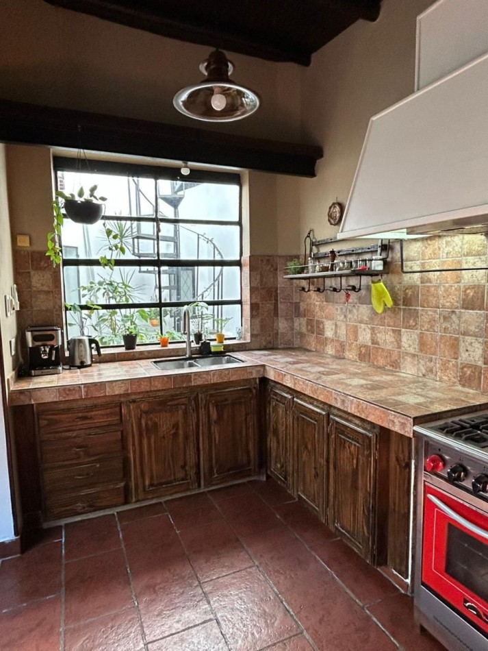 Venta PH, 5 ambientes mas quincho, Flores