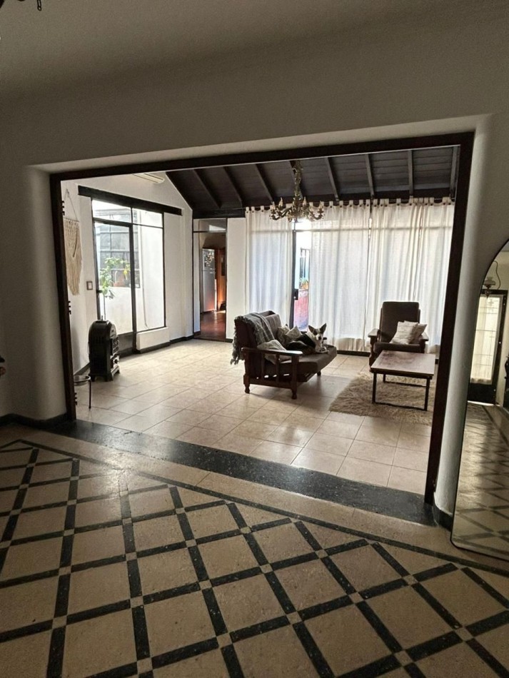 Venta PH, 5 ambientes mas quincho, Flores
