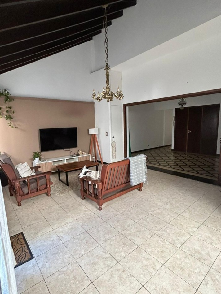 Venta PH, 5 ambientes mas quincho, Flores