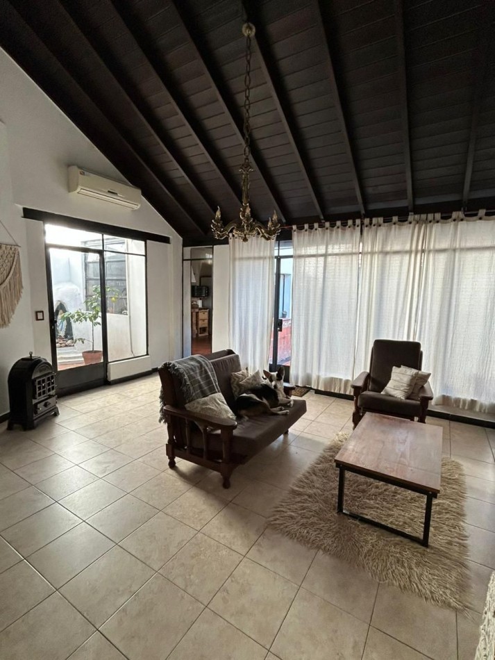 Venta PH, 5 ambientes mas quincho, Flores