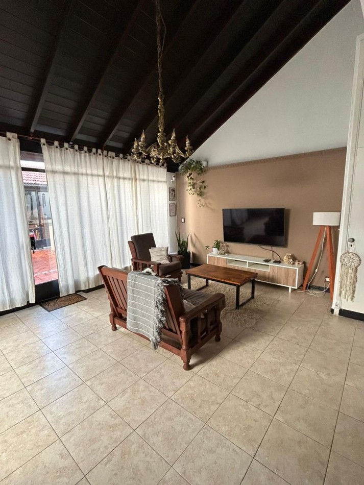 Venta PH, 5 ambientes mas quincho, Flores