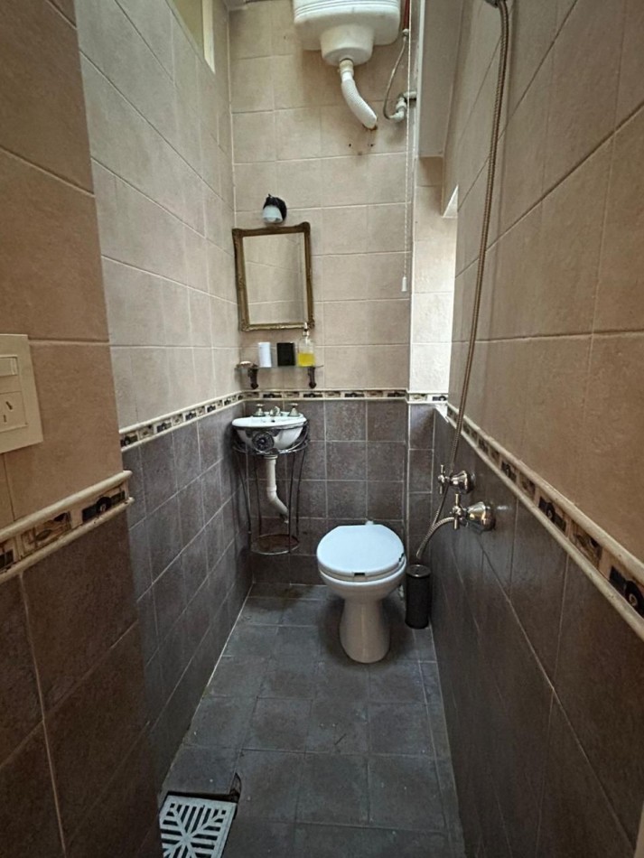 Venta PH, 5 ambientes mas quincho, Flores