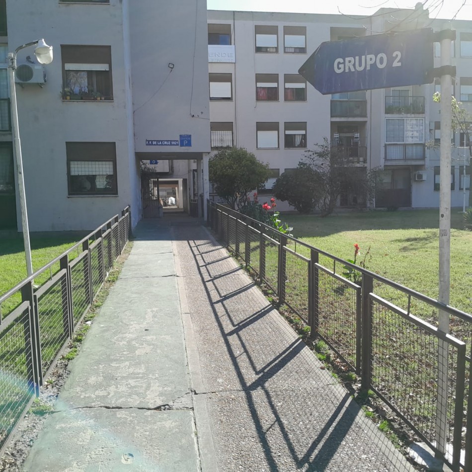Venta departamento 4 ambientes en planta baja, Villa Lugano