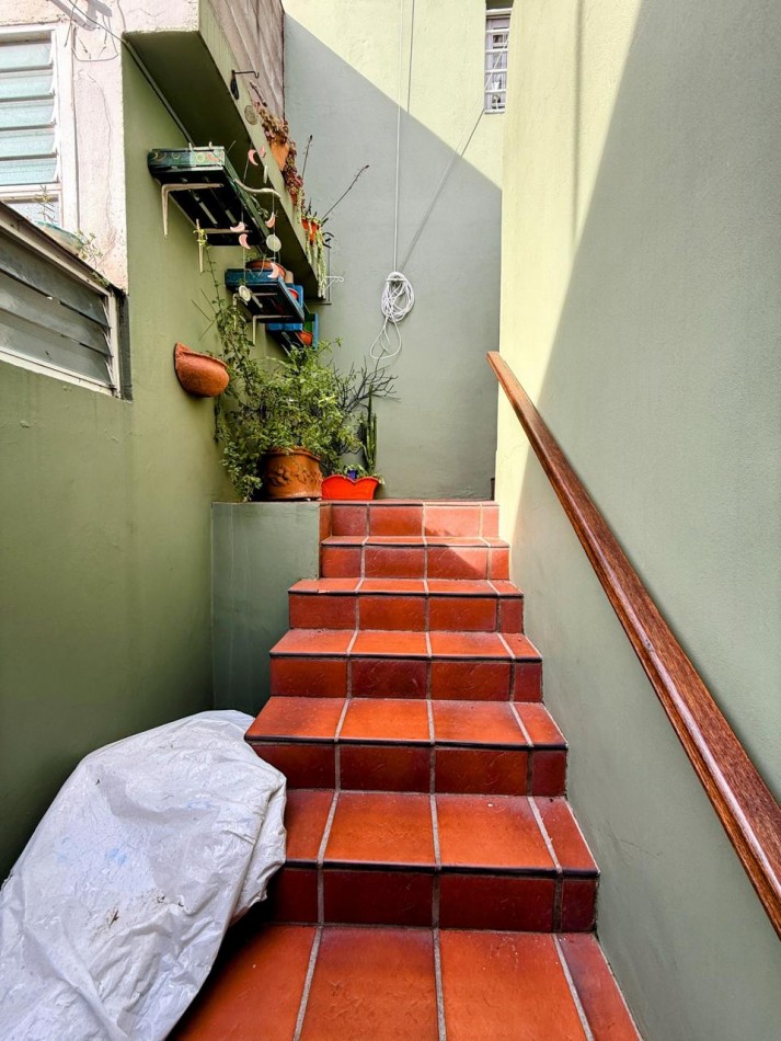 Venta departamento tipo PH, 5 ambientes, Villa Lugano