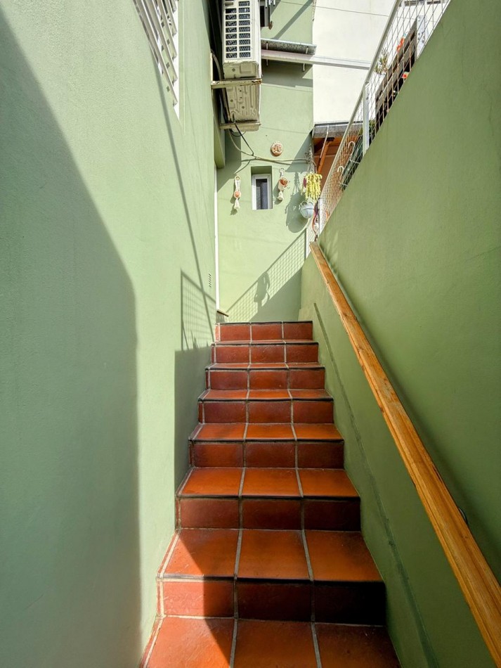 Venta departamento tipo PH, 5 ambientes, Villa Lugano