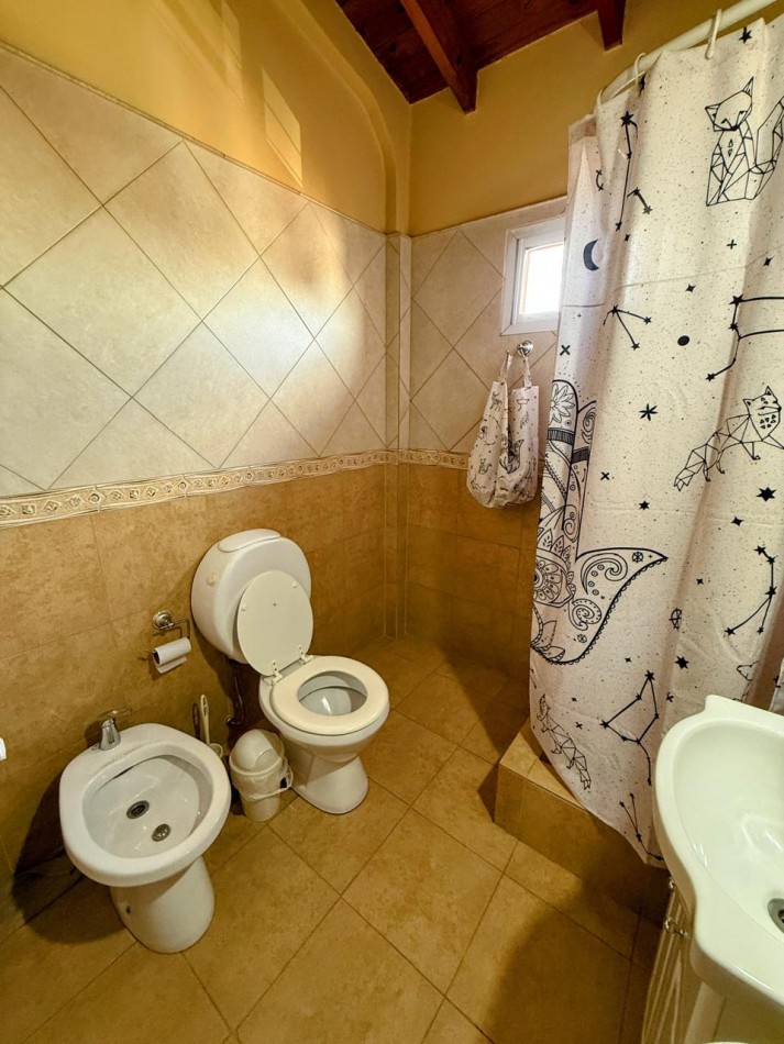 Venta departamento tipo PH, 5 ambientes, Villa Lugano