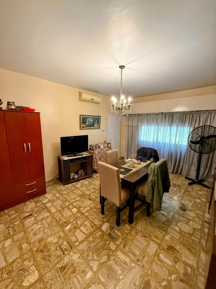 Venta PH Multifamiliar, con local comercial, Villa Lugano