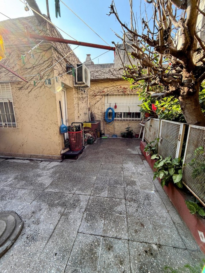 Venta PH Multifamiliar, con local comercial, Villa Lugano