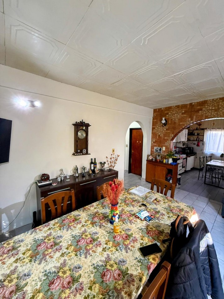 Venta PH Multifamiliar, con local comercial, Villa Lugano