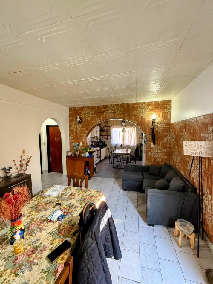 Venta PH Multifamiliar, con local comercial, Villa Lugano