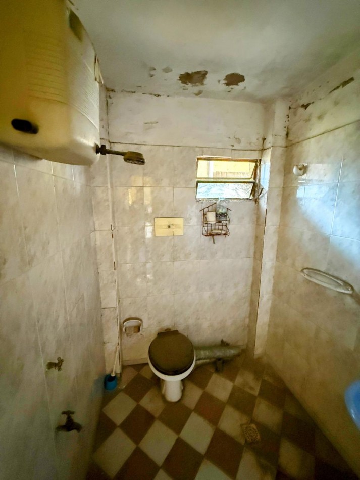 Venta PH Multifamiliar, con local comercial, Villa Lugano