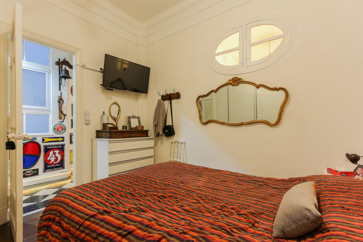 Venta espectacular piso de 5 ambientes, c/ baulera, Recoleta