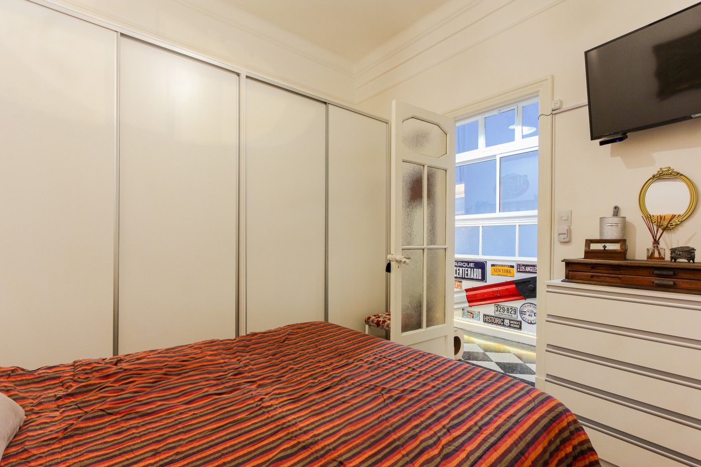 Venta espectacular piso de 5 ambientes, c/ baulera, Recoleta