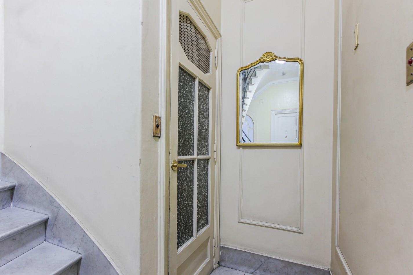 Venta espectacular piso de 5 ambientes, c/ baulera, Recoleta