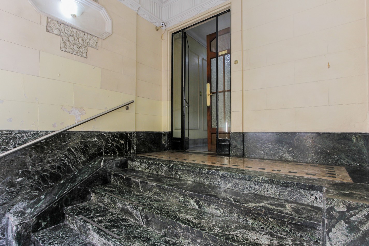 Venta espectacular piso de 5 ambientes, c/ baulera, Recoleta