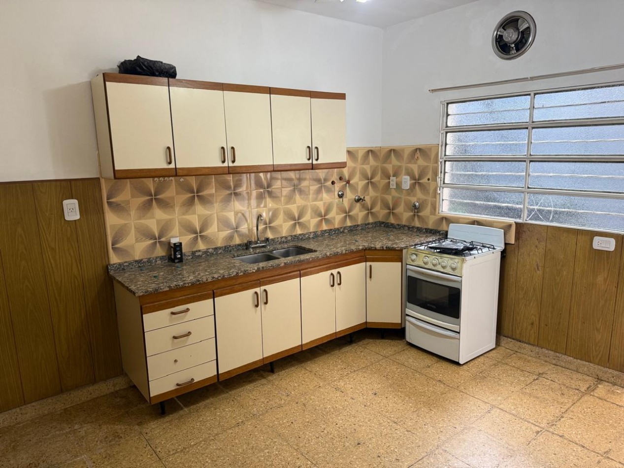 Venta casa de 3 ambientes, Ramos Mejia