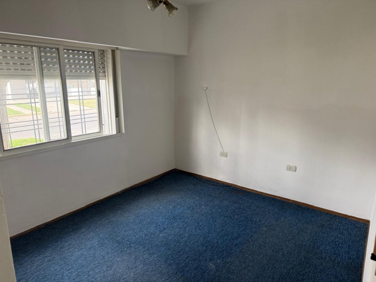 Venta casa de 3 ambientes, Ramos Mejia