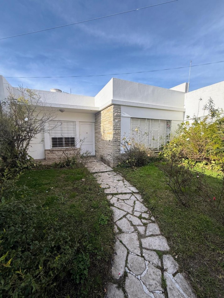 Venta casa de 3 ambientes, Villa Lugano