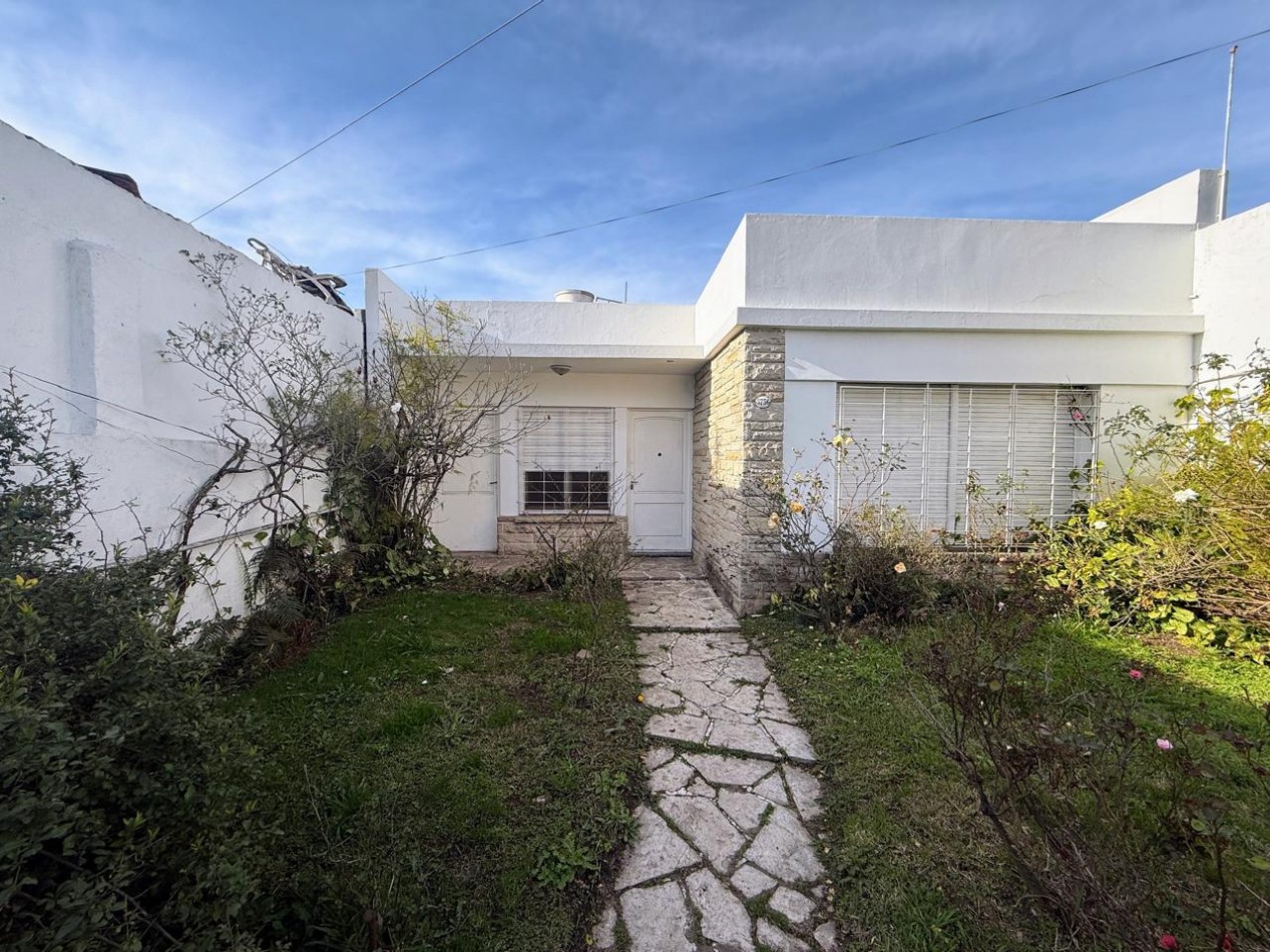 Venta casa de 3 ambientes, Villa Lugano