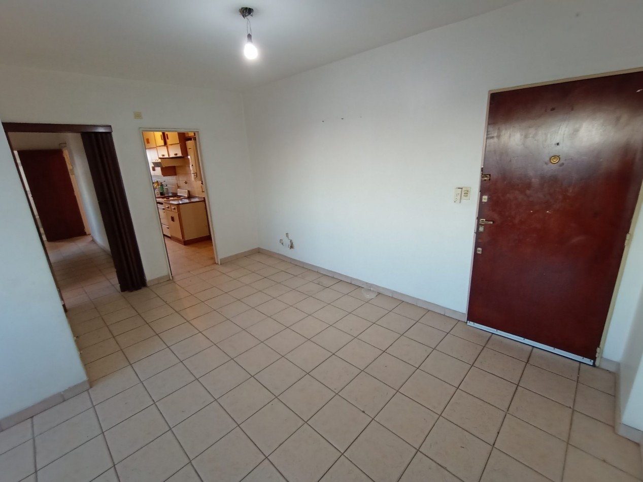 Venta departamento 4 ambientes con cochera villa celina