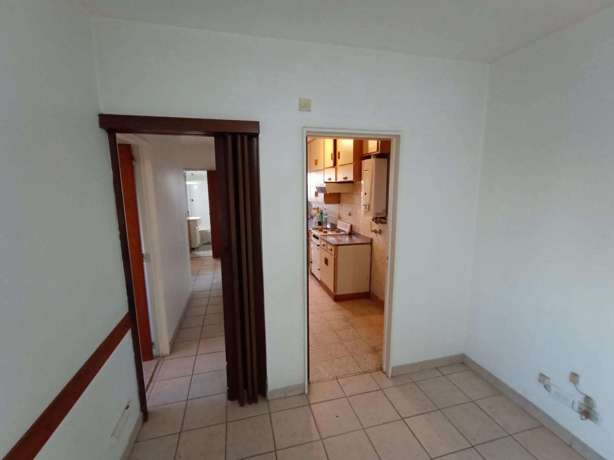 Venta departamento 4 ambientes con cochera villa celina