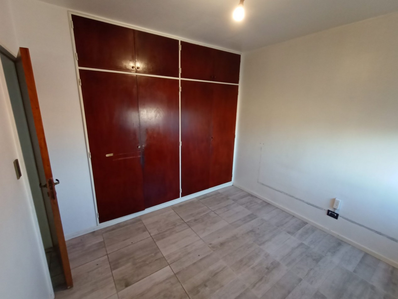 Venta departamento 4 ambientes con cochera villa celina
