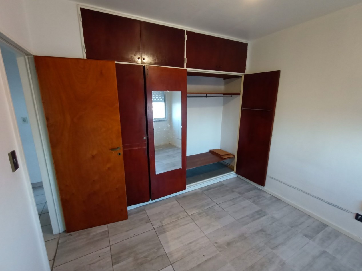 Venta departamento 4 ambientes con cochera villa celina