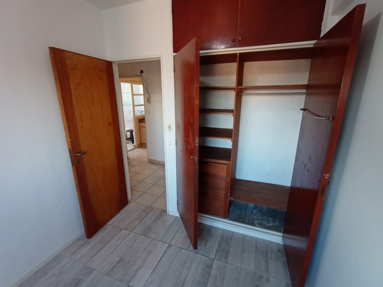 Venta departamento 4 ambientes con cochera villa celina