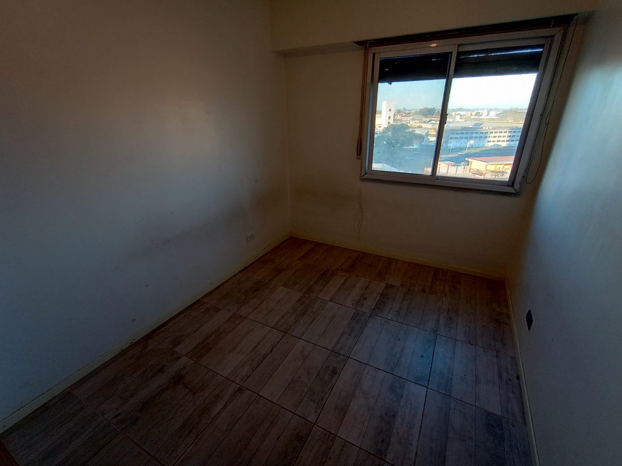Venta departamento 4 ambientes con cochera villa celina