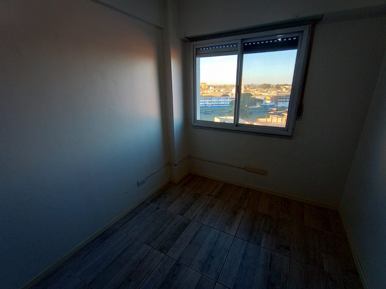 Venta departamento 4 ambientes con cochera villa celina