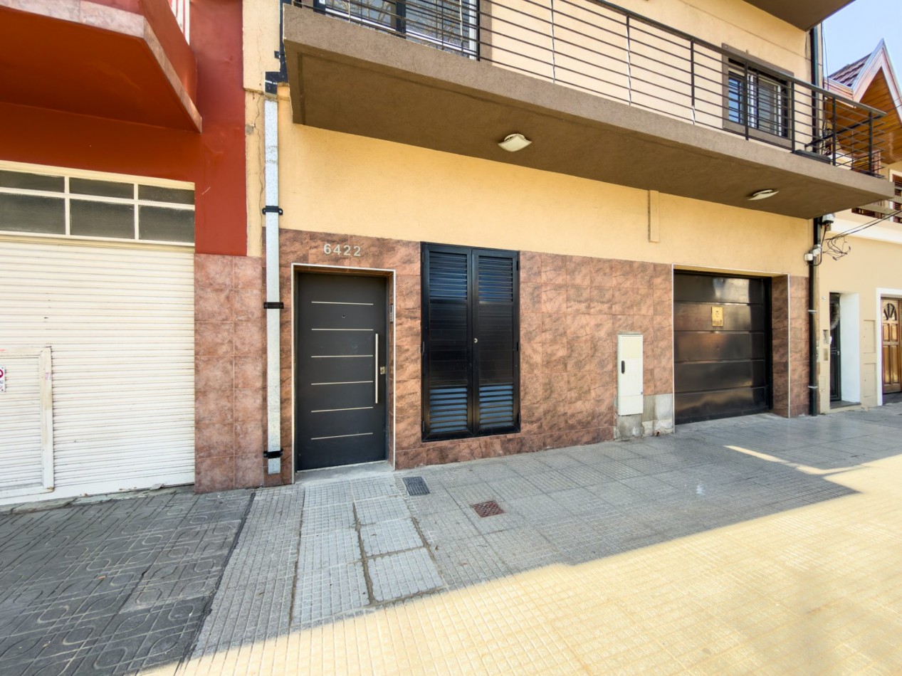 Venta departamento de 3 ambientes, con cochera, terraza con parrilla y minipiscina, Villa Lugano