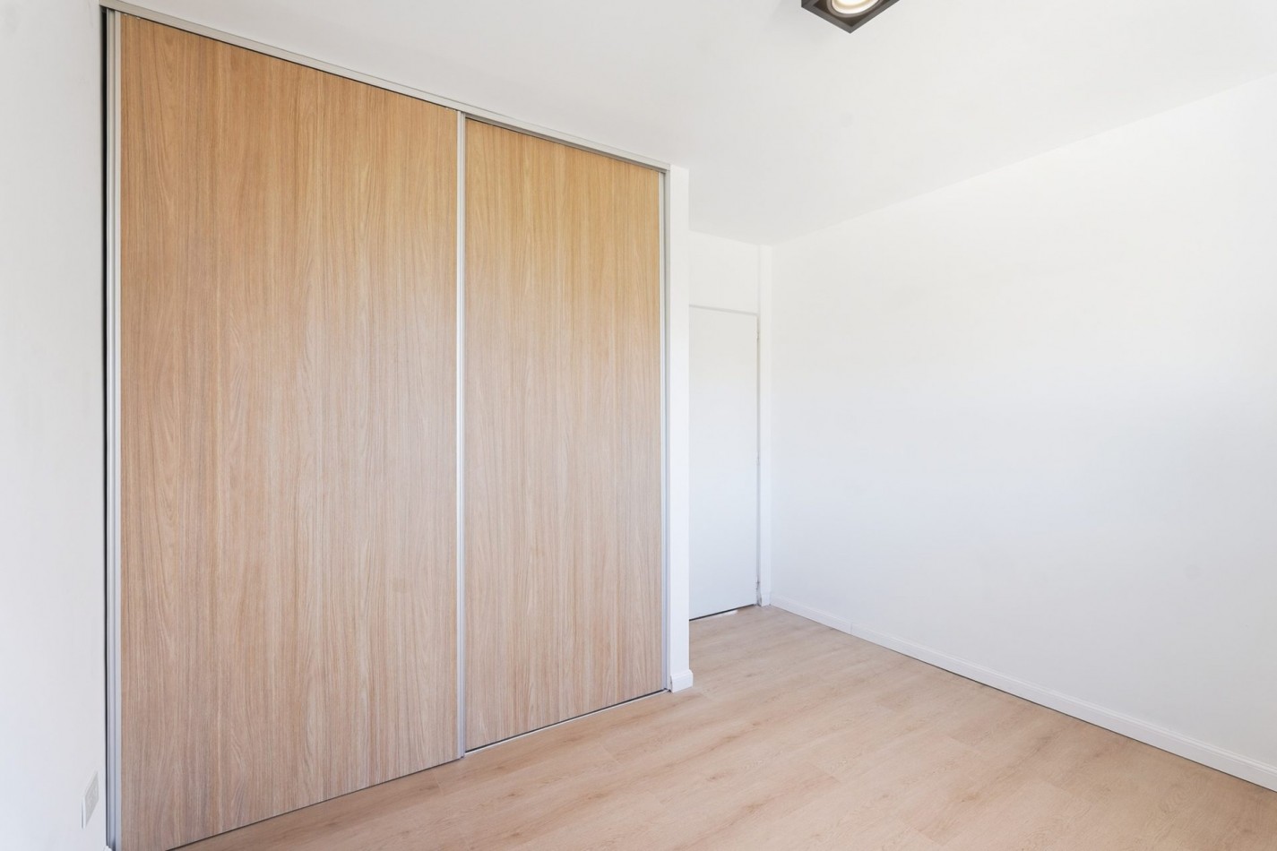 Venta departamento de 3 ambientes, con cochera, terraza con parrilla y minipiscina, Villa Lugano